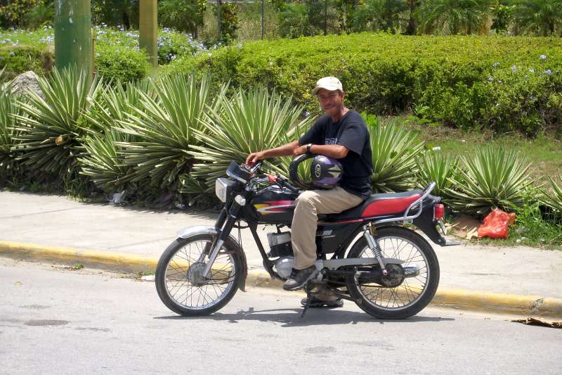 Moto in Boca Chica